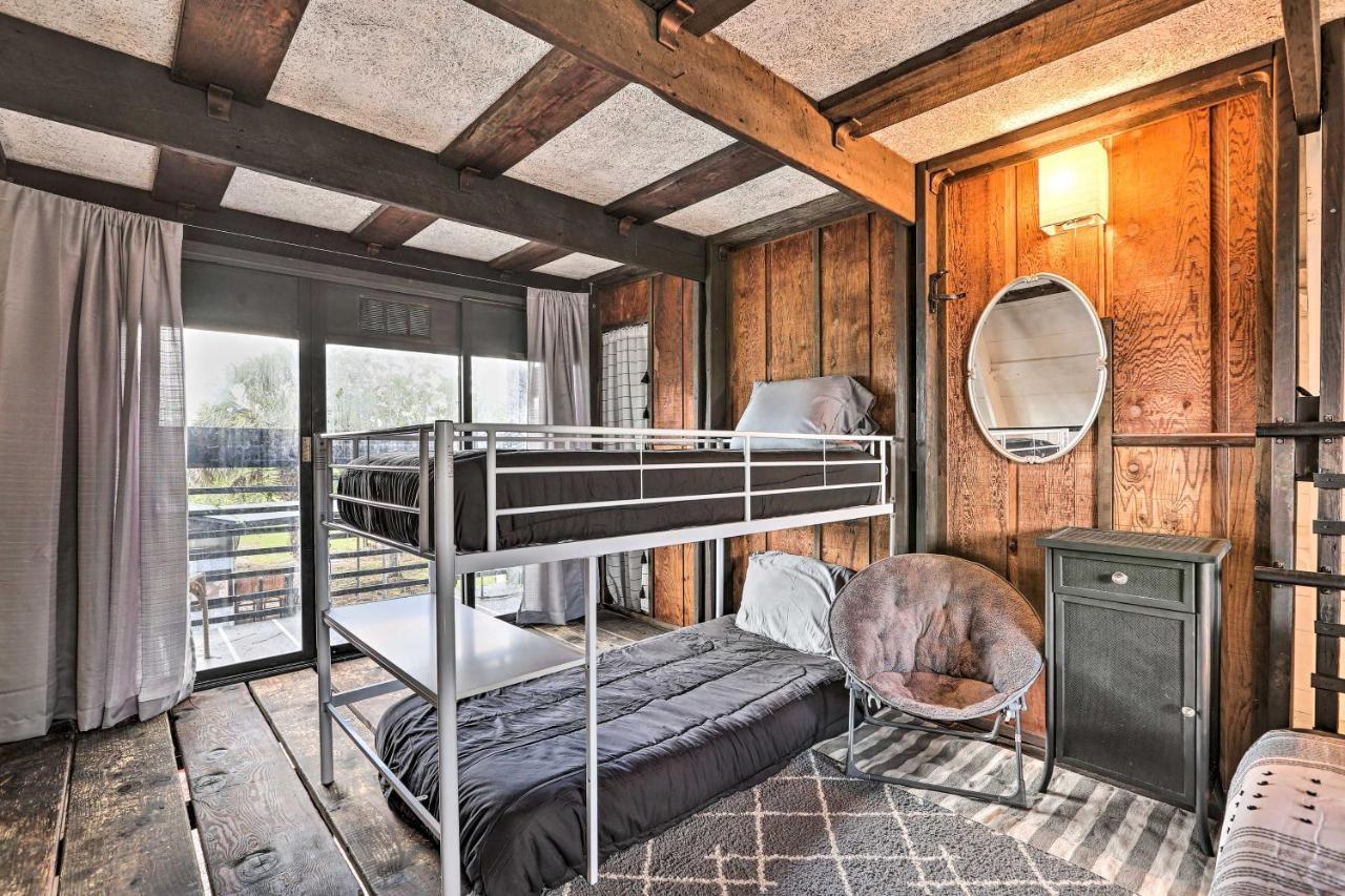 Authentic Clewiston Home With Outdoor Game Room Екстериор снимка